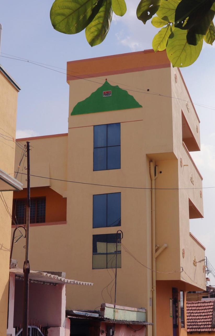 Sathya Guest House Tiruvannāmalai Exterior foto